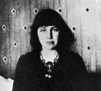 Ri-tradurre “Cento poesie di Marina Ivanovna Cvetaeva